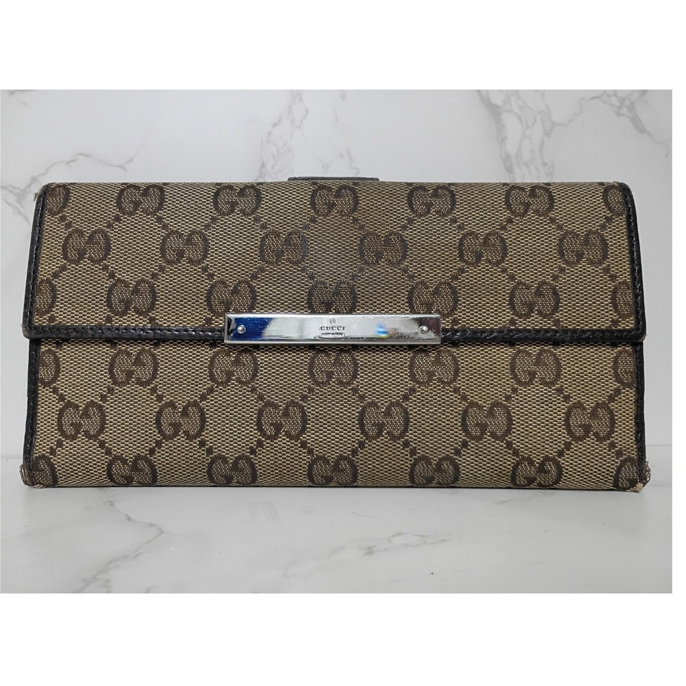 GUCCI Vintage GG Canvas Monogram Metal Bar Continental Wallet
